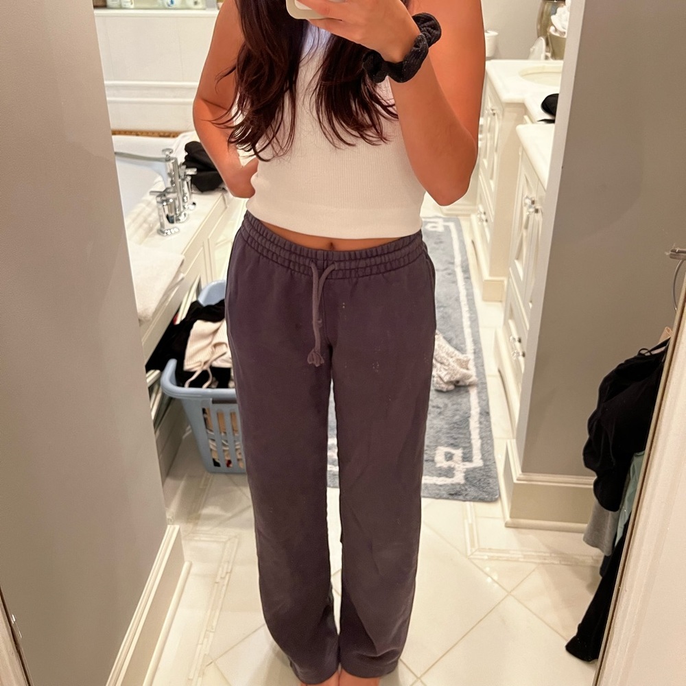 Aritzia Cozy Fleece Boyfriend Wide Sweatpants